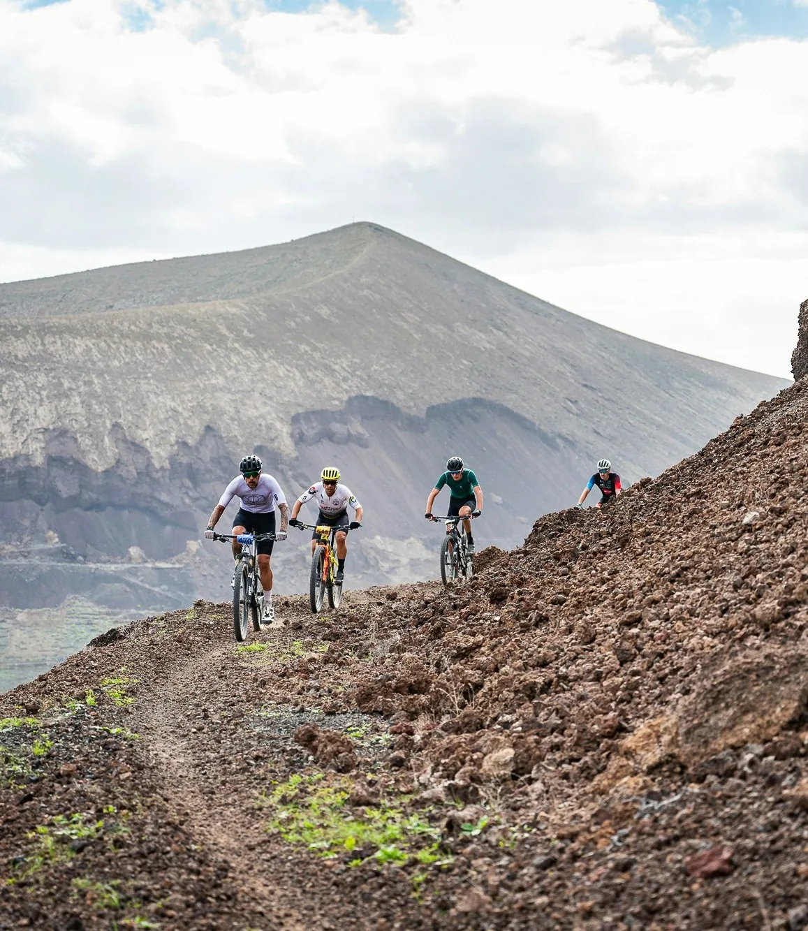 Imagen 4 de la galería de 4 Stage Mountain Bike Race Lanzarote en Lanzarote
